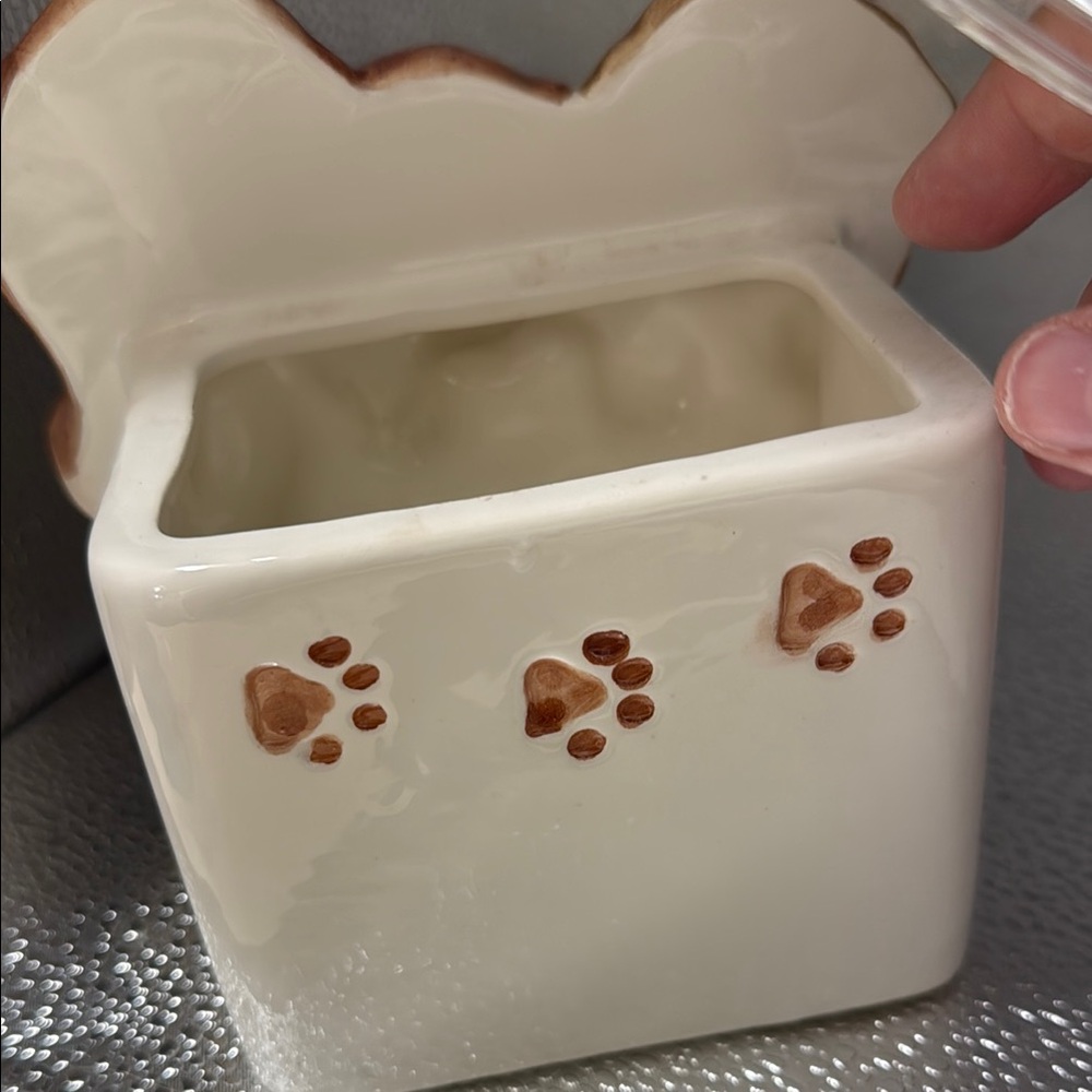 Vintage Napco Ceramic Planter With 3 Cocker Spaniel Puppies in a Basket - Picture 6 of 8